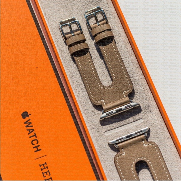 NWT Hermès Calfskin Double Buckle Cuff Apple Watch Band 38-40mm Étoupe - Picture 2 of 9